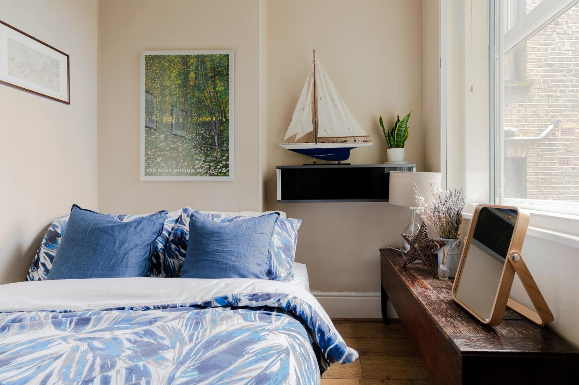 Appartamento Artistic Pied-A-Terre, Steps From The Tube, Moments From London'S Heart Esterno foto