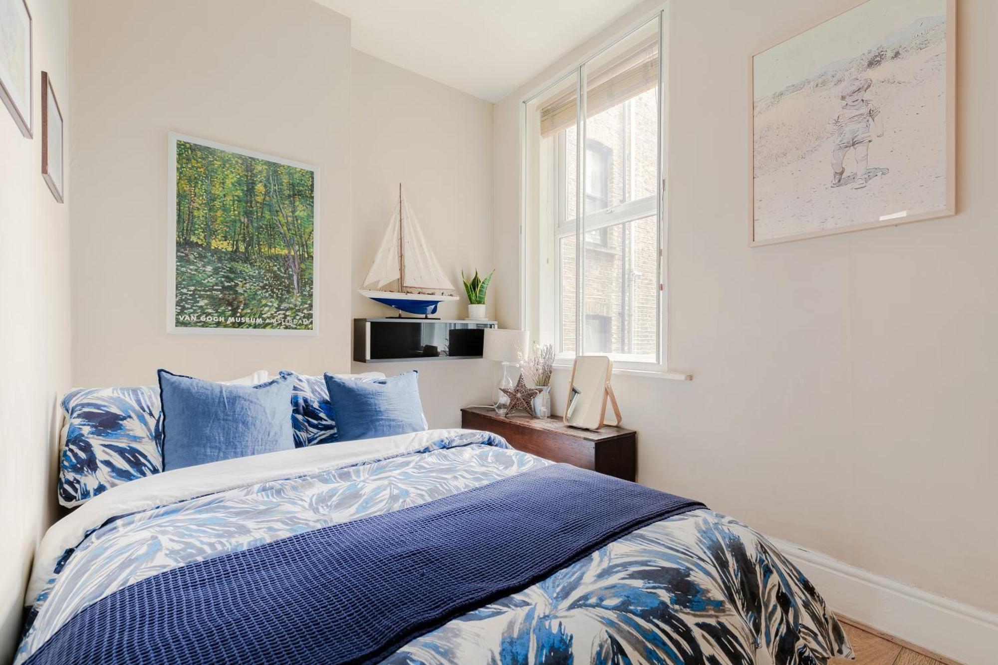 Appartamento Artistic Pied-A-Terre, Steps From The Tube, Moments From London'S Heart Esterno foto