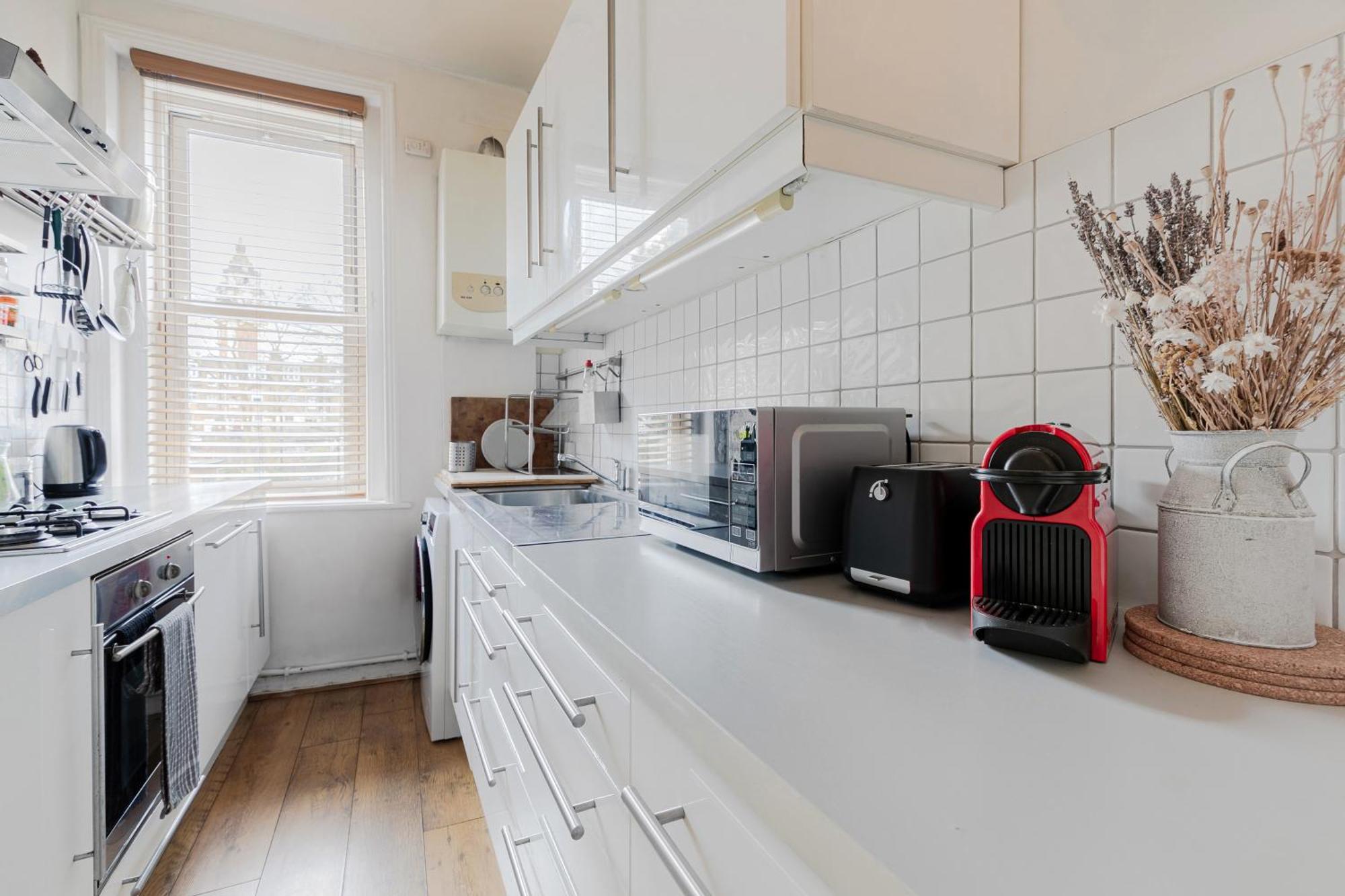 Appartamento Artistic Pied-A-Terre, Steps From The Tube, Moments From London'S Heart Esterno foto
